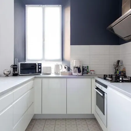 Gerorges Clemenceau By Halldis Apartment Cannes